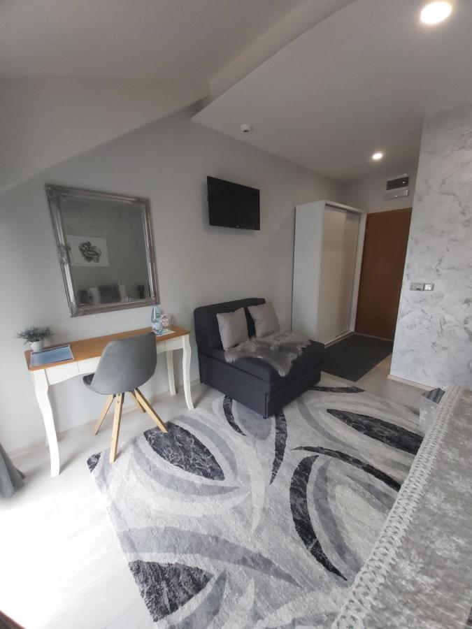 Vonamor Rooms Novi Sad Esterno foto