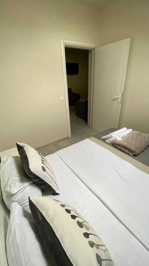 Vonamor Rooms Novi Sad Esterno foto